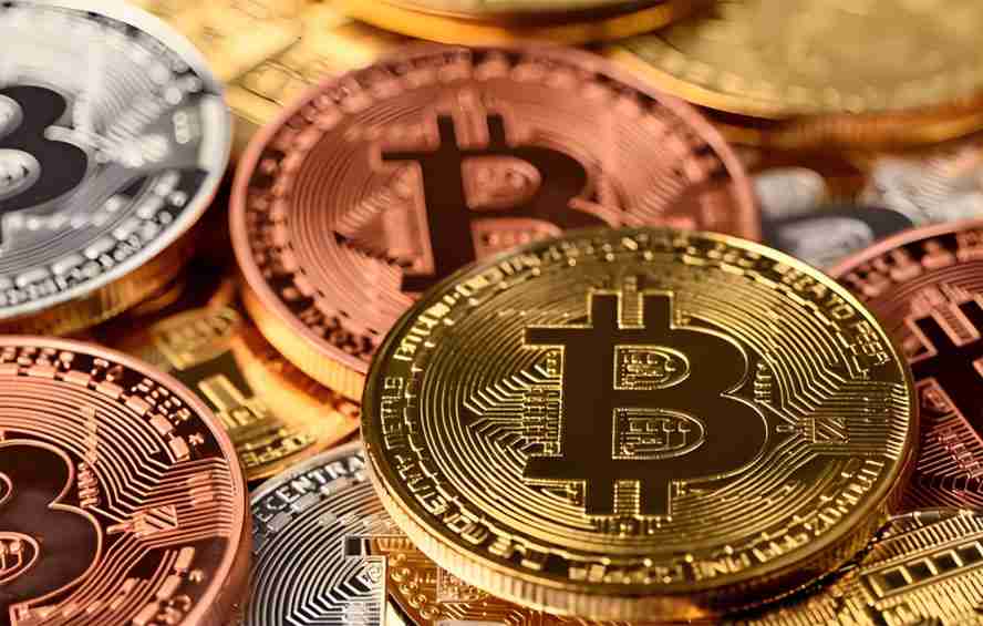 一文了解加密货币法案《CLARITY Act》再度出现变数!川普否决官员禁炒币条款